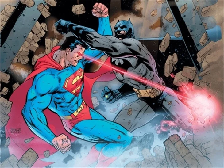 Batman ve Superman çizgi romanlarda kötülerle savaşmıştı...