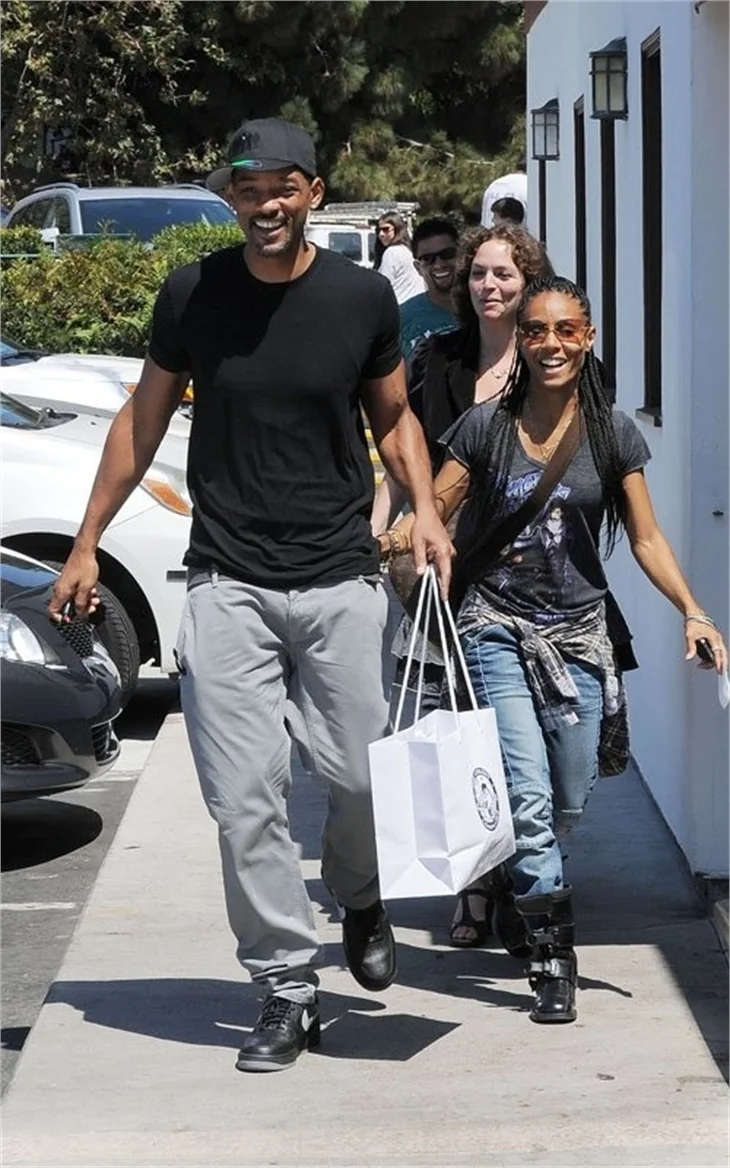 Will Smith ve eşi Jada Pinkett Smith Malibu'da tatildeler...