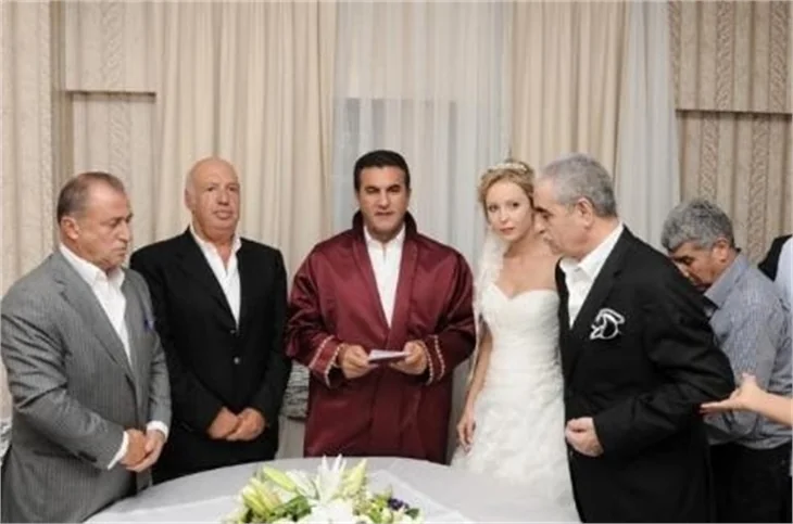 İbrahim Tatlıses ve Ayşegül Yıldız evlendi...