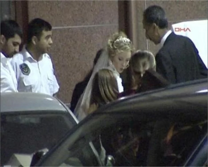 İbrahim Tatlıses ve Ayşegül Yıldız evlendi...