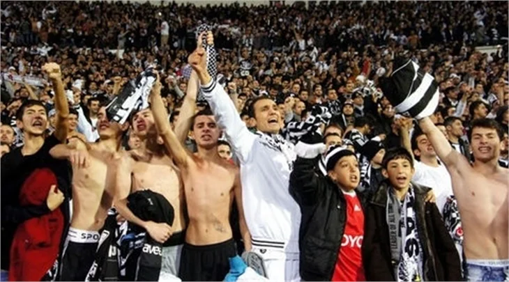 Beşiktaş taraftarından Van'a büyük destek