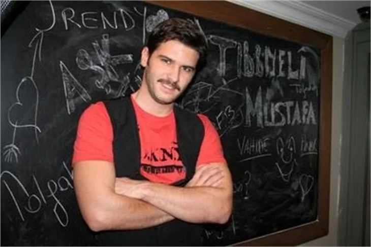 Bedelli askerlikten yararlanacak ünlüler ve kıl payı kaçıranlar