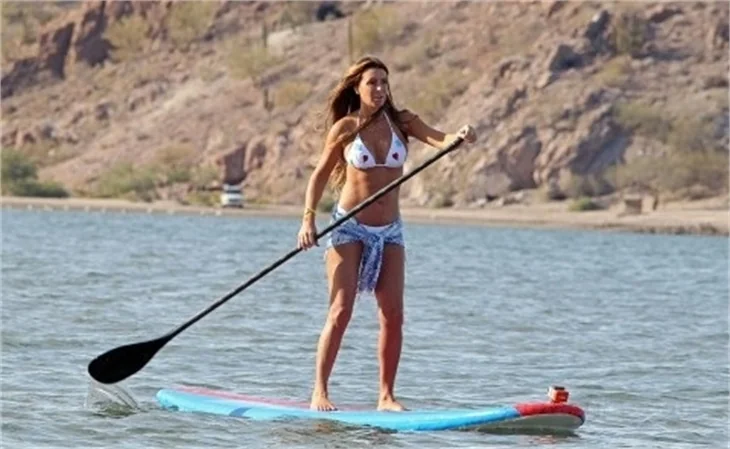 Meksikayı yakan ateş Rachel Uchitel seksi bikinisiyle