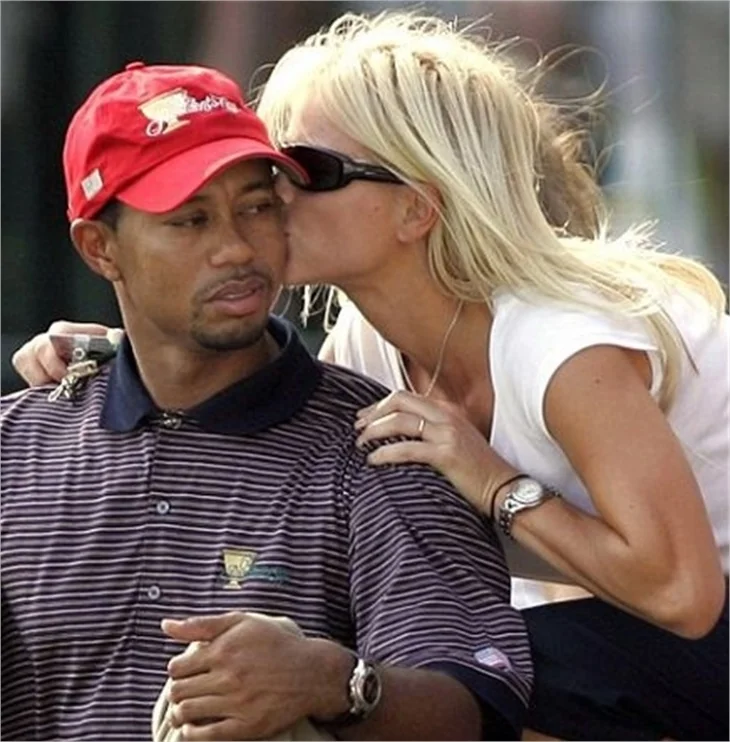 Golf yıldızının olay kaseti satıldı..