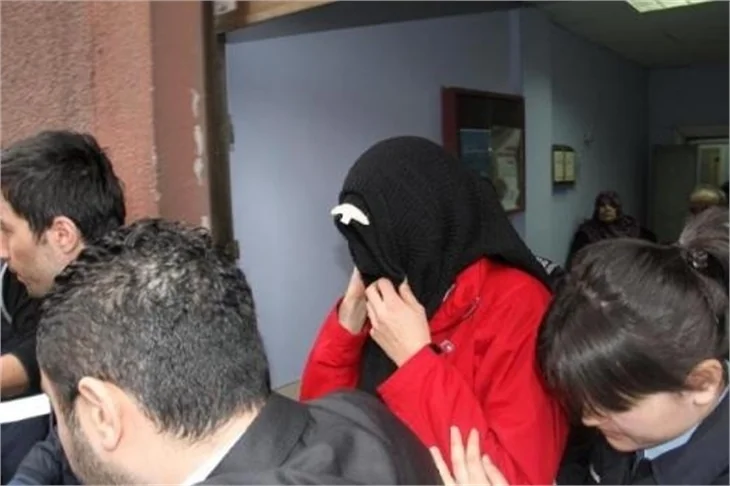 İstanbul'da ünlü isimlere uyuşturucu baskını!