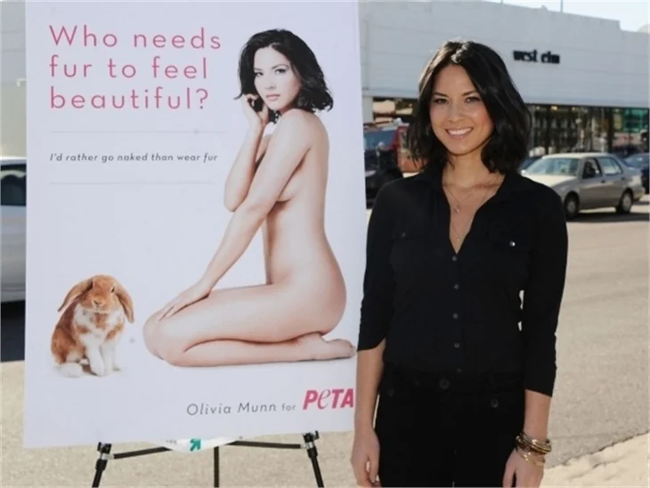 Seksi Olivia Munn PETA için soyundu!