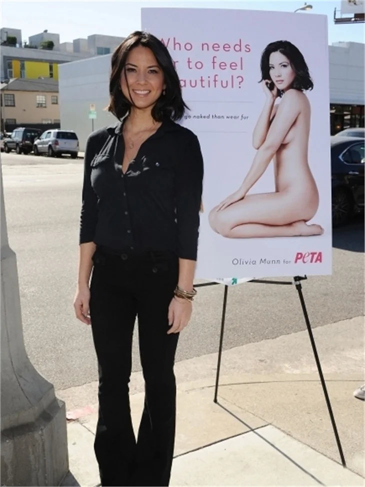 Seksi Olivia Munn PETA için soyundu!