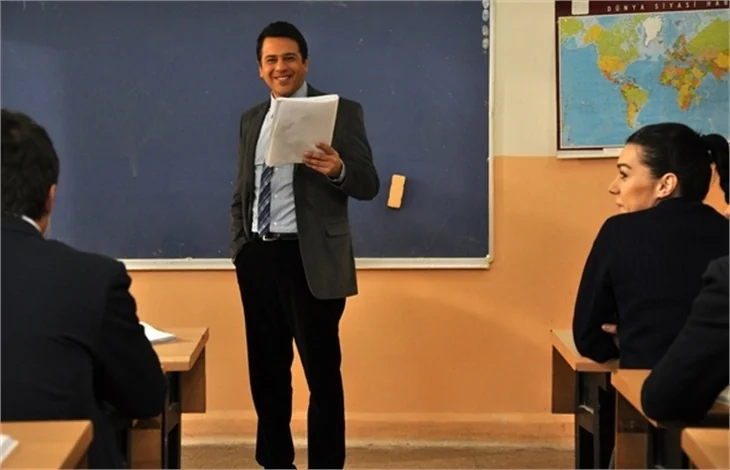Elde Var Hayat dizisi 53. bölümden kareler...