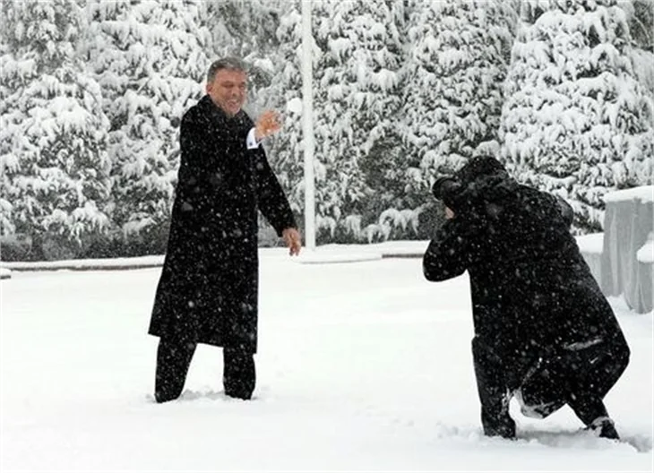 Abdullah Gül'ün köşkteki kar sefası