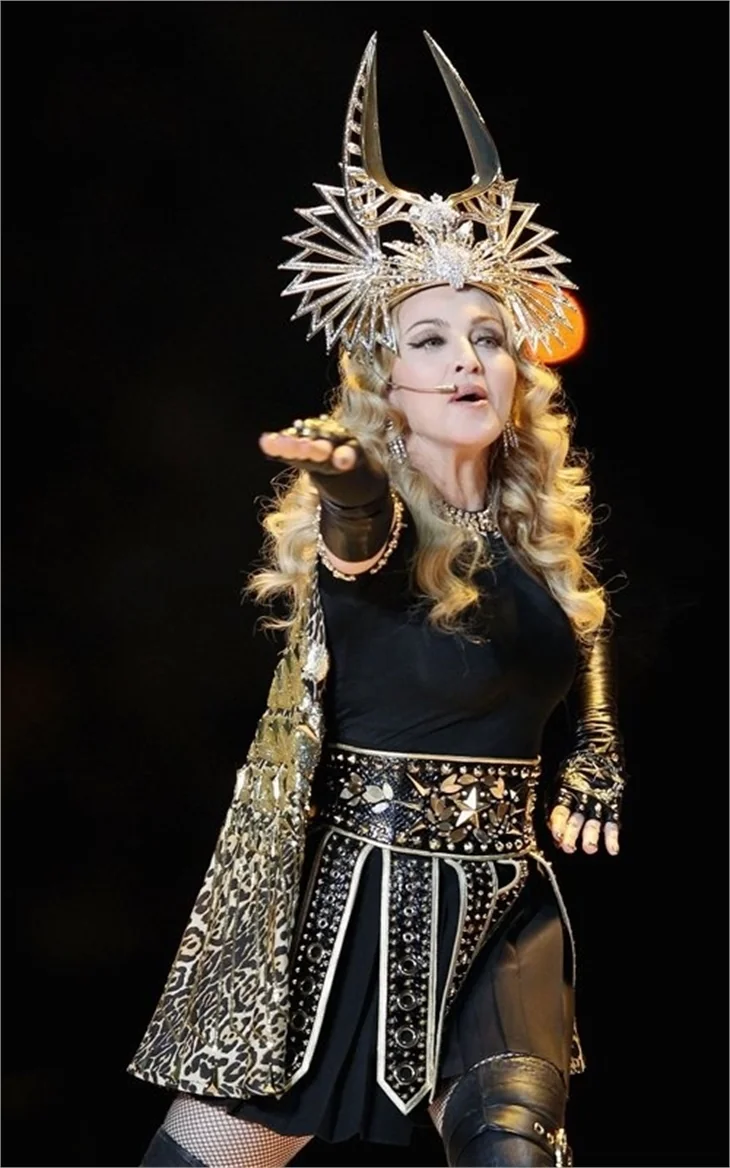 Super Bowl'da Madonna rüzgarı!