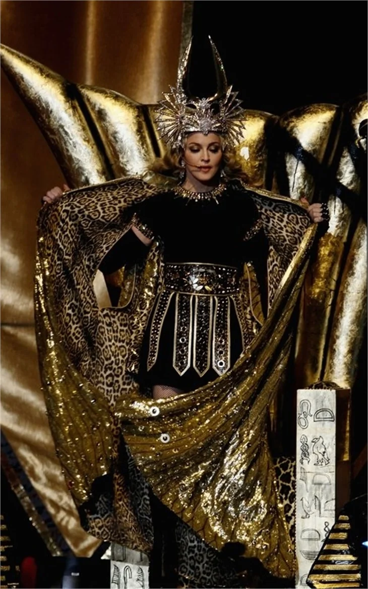 Super Bowl'da Madonna rüzgarı!
