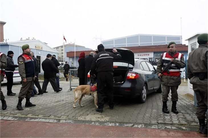 Fenerbahçe taraftarı Silivri'de..