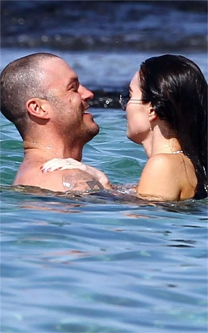 Megan Fox'un eşiyle aşk tatili!