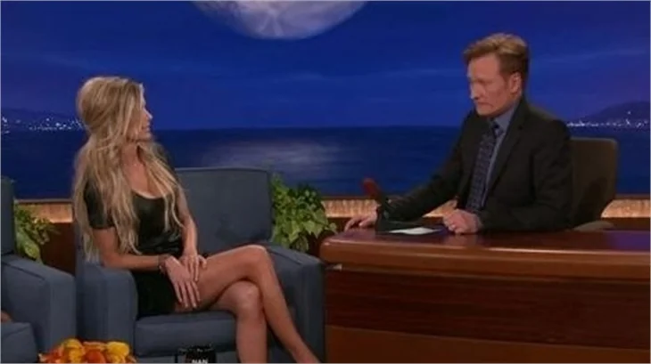 Marisa Miller herkesi ekrana kilitledi!