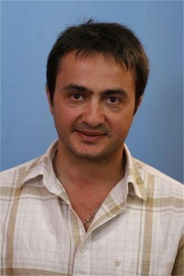 Oyuncuları taşıyan araç kaza yaptı!