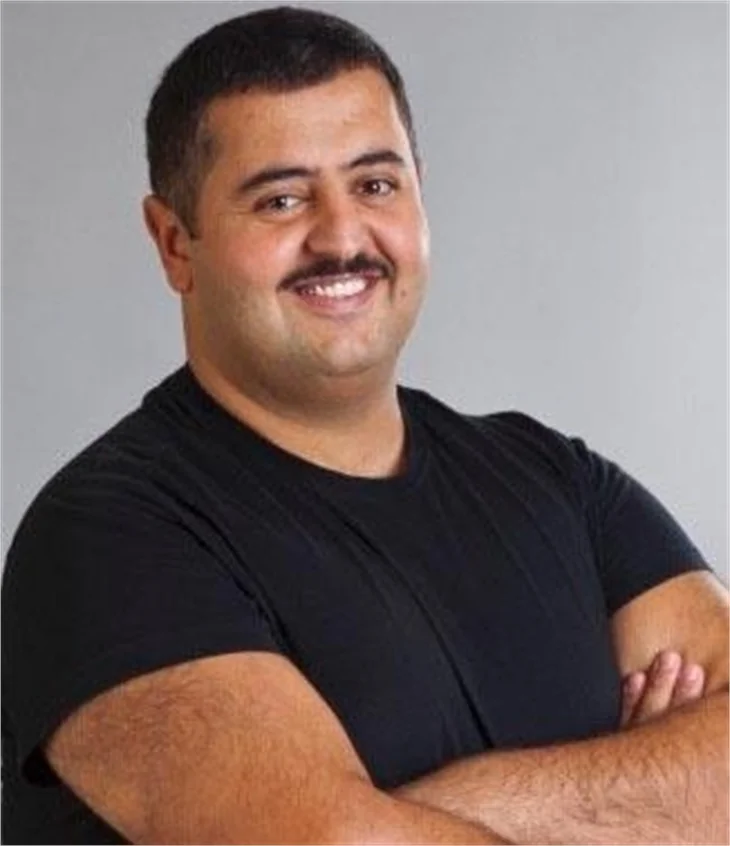 Oyuncuları taşıyan araç kaza yaptı!