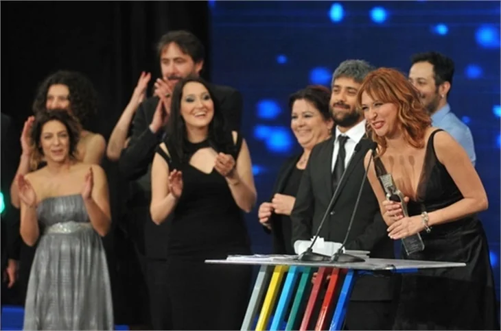 Antalya Televizyon Ödülleri’ne yıldız yağdı...