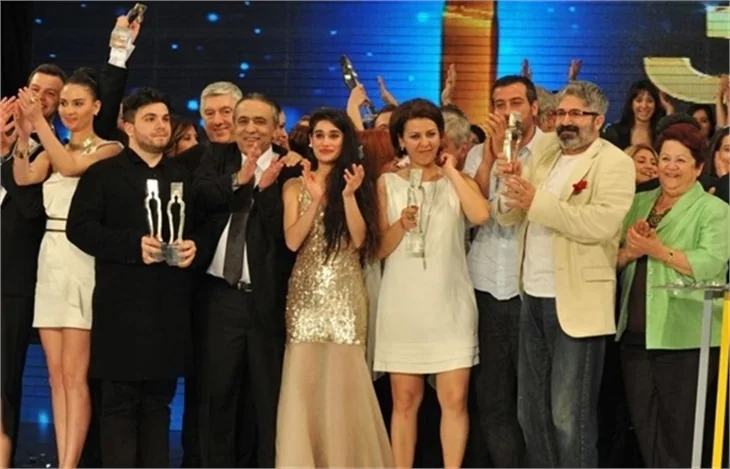 Antalya Televizyon Ödülleri’ne yıldız yağdı...