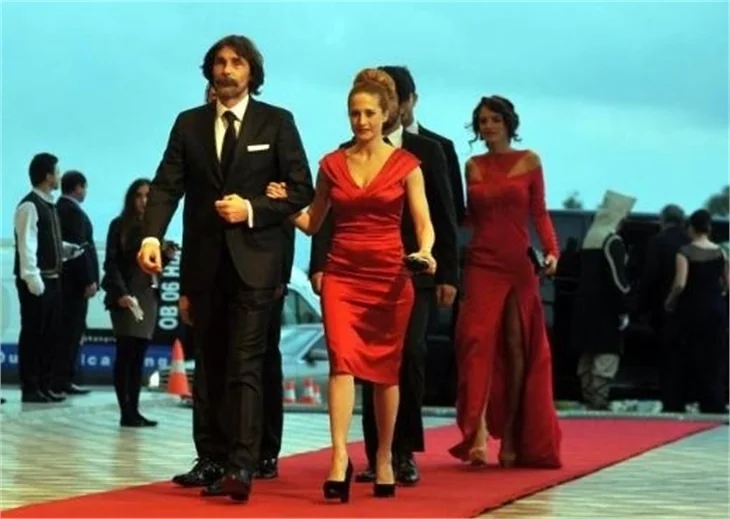 Antalya Televizyon Ödülleri’ne yıldız yağdı...