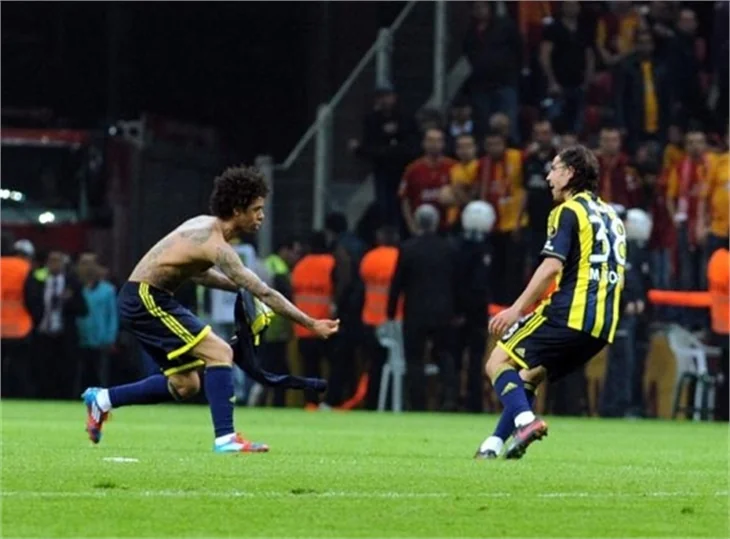 Her dakikası nefes kesen derbiden özel kareler!
