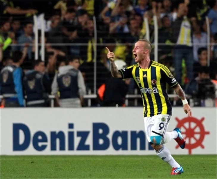 Kadıköy'deki dev derbiden çok özel kareler!