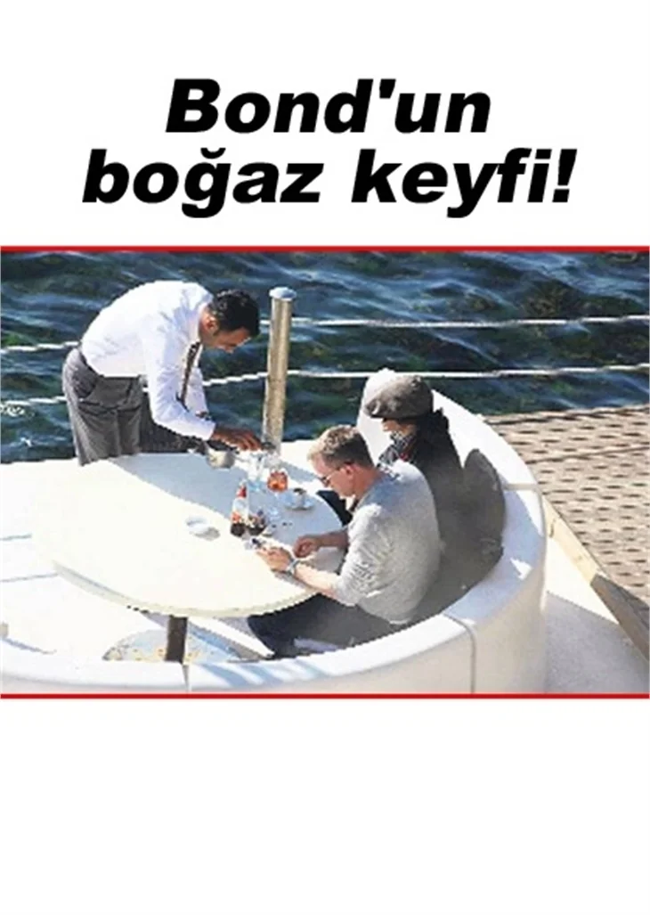 DANIEL CRAIG İSTANBUL'UN TADINI ÇIKARIYOR!