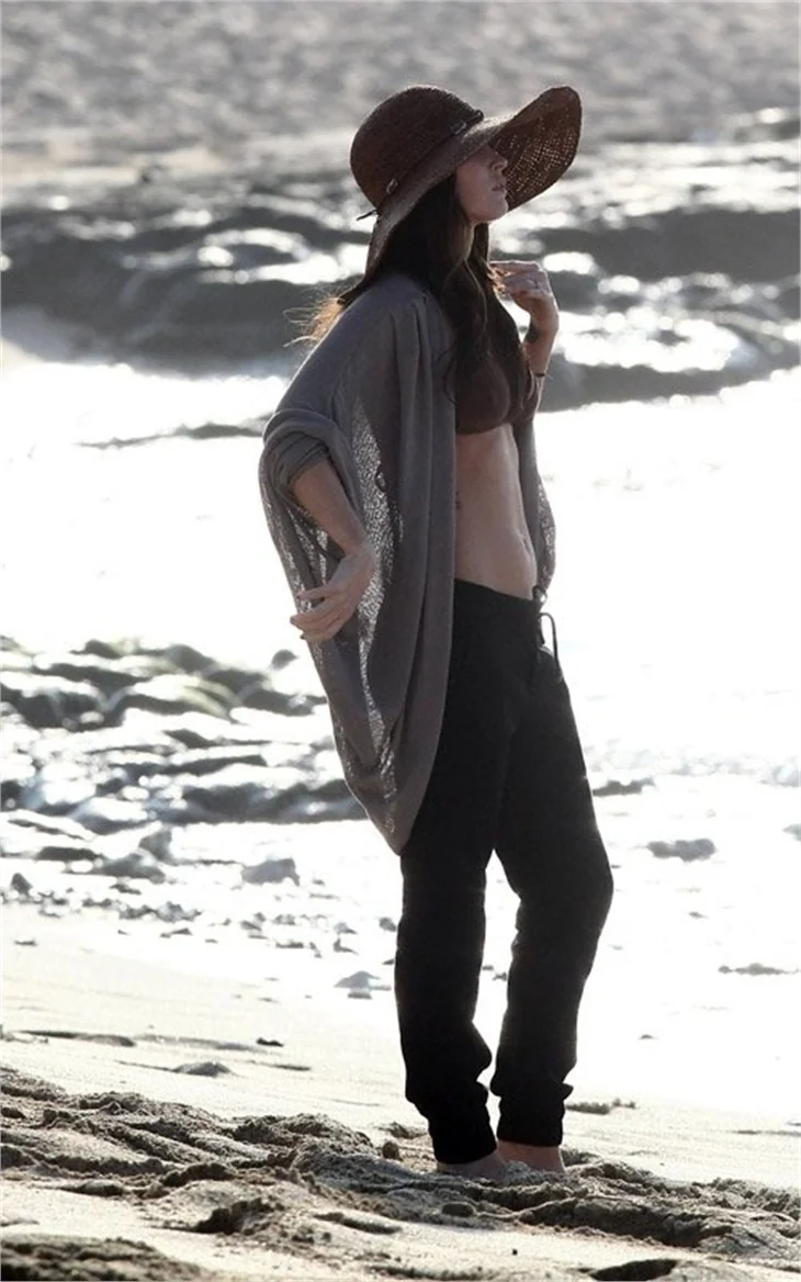 Megan Fox sevgilisiyle tatilde