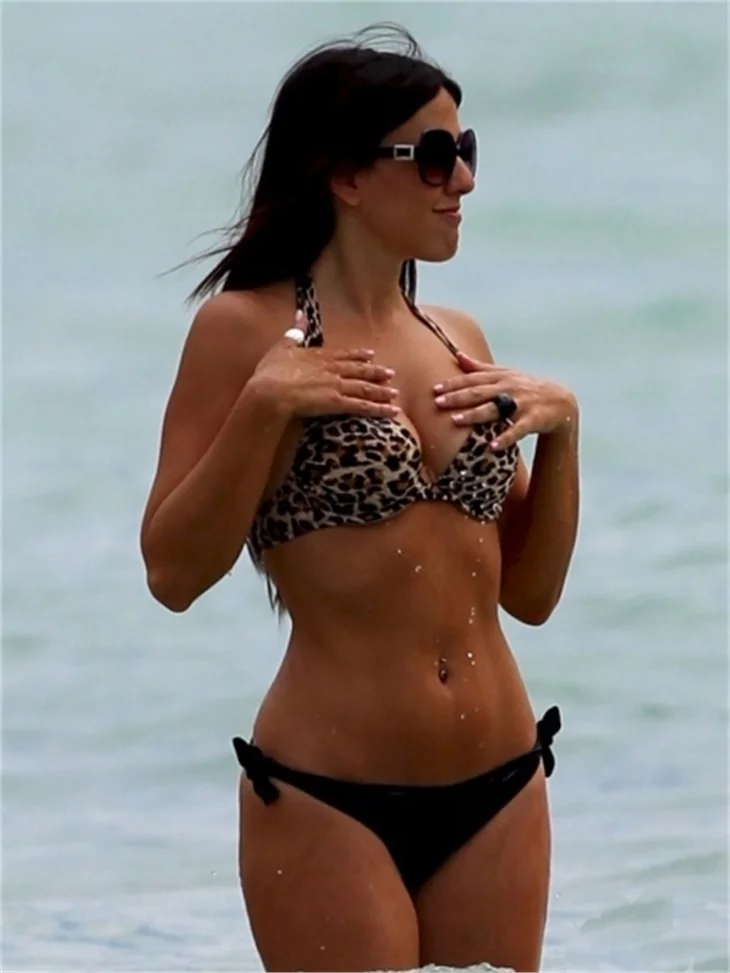 Claudia Romani Miami’de tatil yapıyor