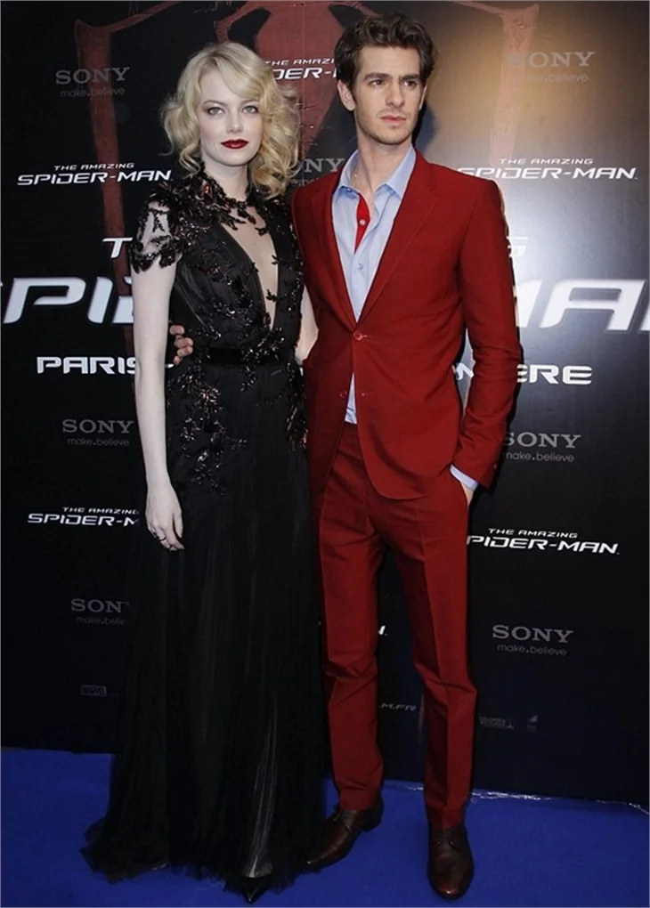 Emma Stone prömiyere damga vurdu!