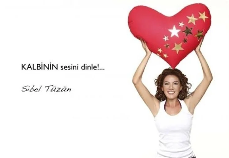 ÜNLÜLERDEN HAYATIN ARMAĞANI POZLARI