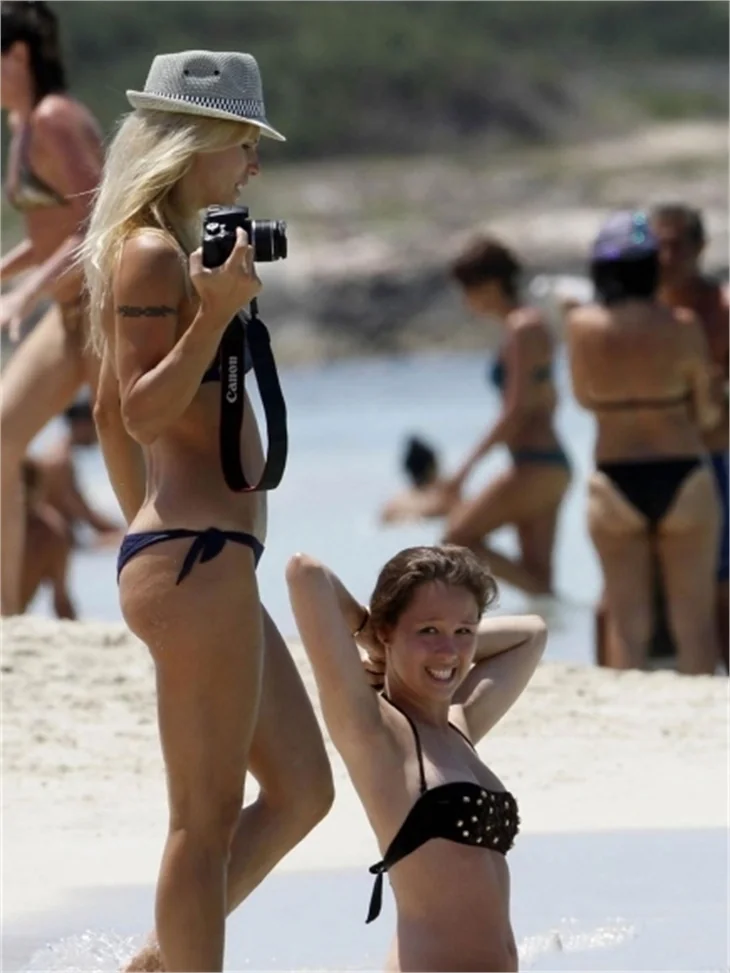 Michelle Hunziker ve Aurora Ramazzotti İspanya'da...