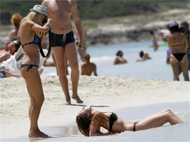 Michelle Hunziker ve Aurora Ramazzotti İspanya'da...