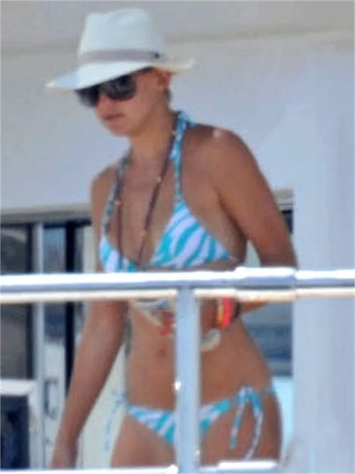 Kate Hudson St.Tropez’de tatil yapıyor