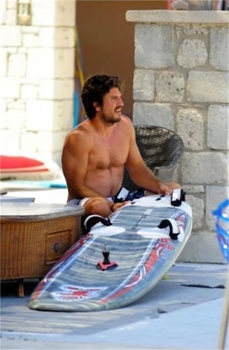Eda Taşpınar ile Bora Kozanoğlu'nun Bodrum tatili!