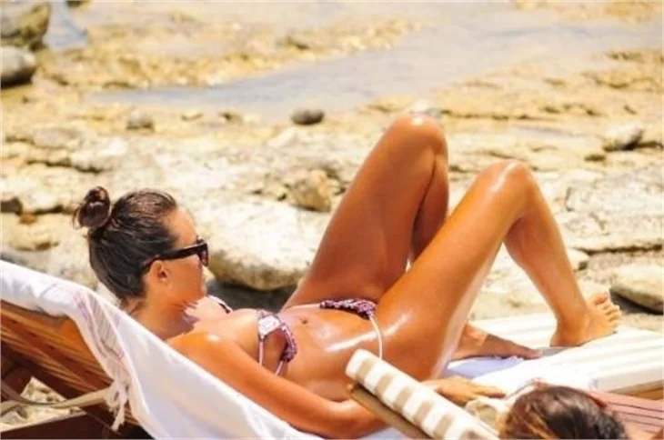 Eda Taşpınar ile Bora Kozanoğlu'nun Bodrum tatili!