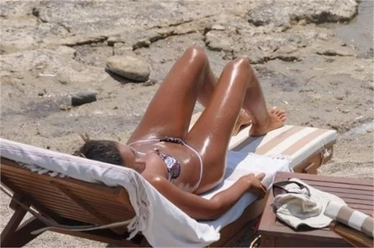 Eda Taşpınar ile Bora Kozanoğlu'nun Bodrum tatili!