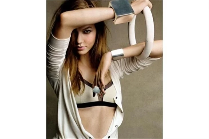 Karlie Kloss'un unutulmaz fotoğrafları