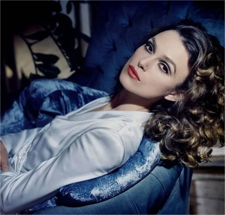 Keira Knightley GQ Dergisine çok özel pozlar verdi…