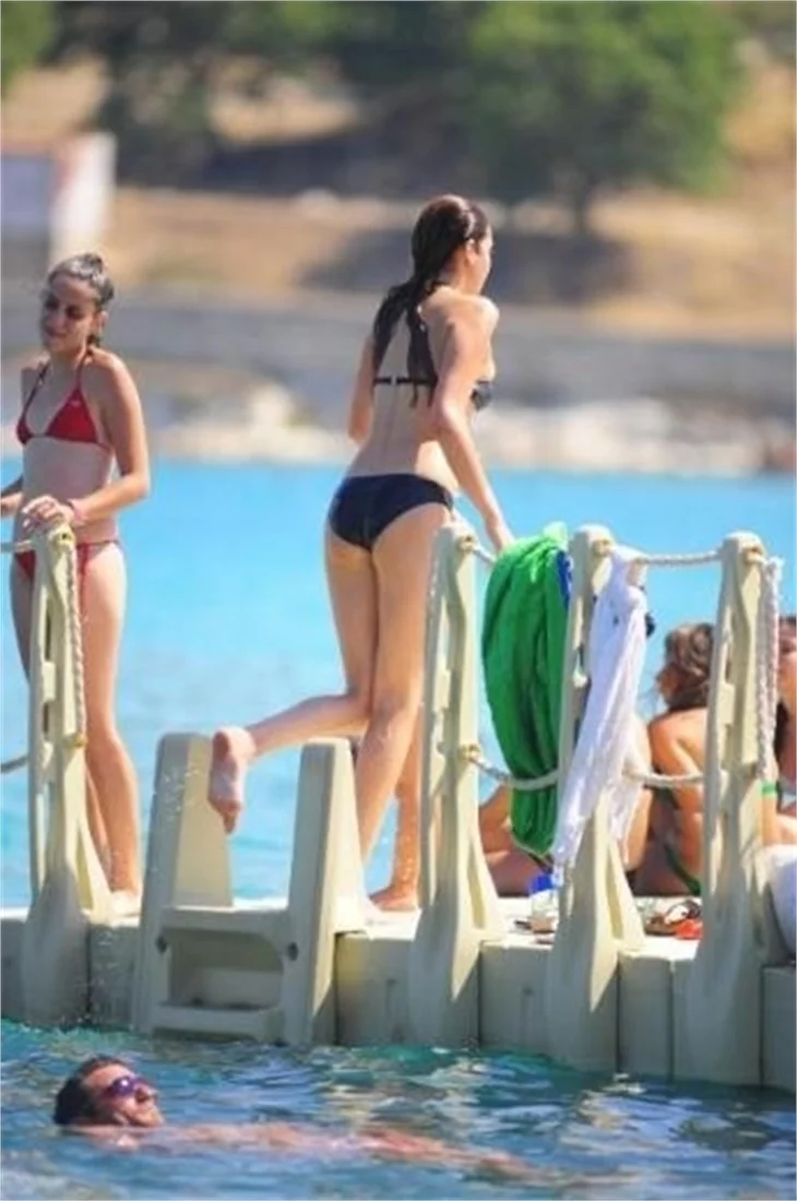 Senem Kuyucuoğlu'nun tatil keyfi...