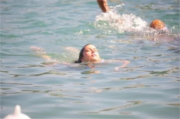 Senem Kuyucuoğlu'nun tatil keyfi...