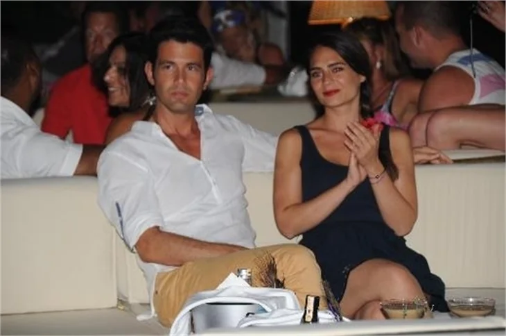 Keremcem ve Belit Özükan objektiflere alıştı.
