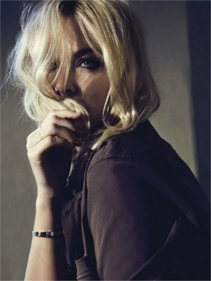 Lara Bingle GQ dergisi için kamera karşısında!