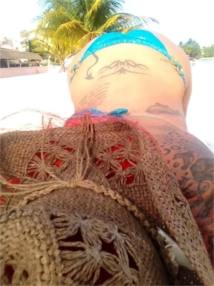 Jodie Marsh'ın tatilinden seksi kareler...