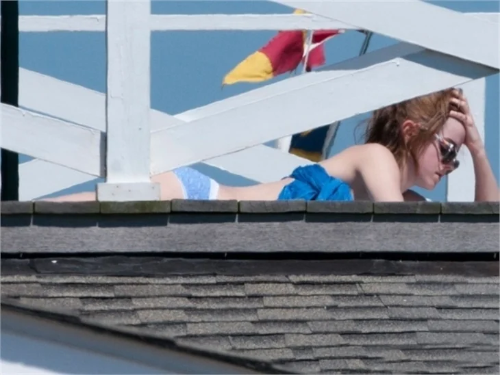 Emma Watson'un güneş keyfi