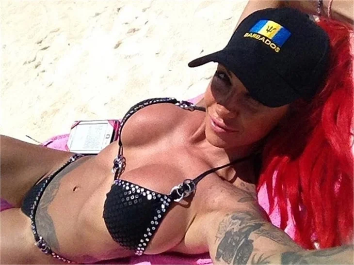 Jodie Marsh Twitter'ı salladı!