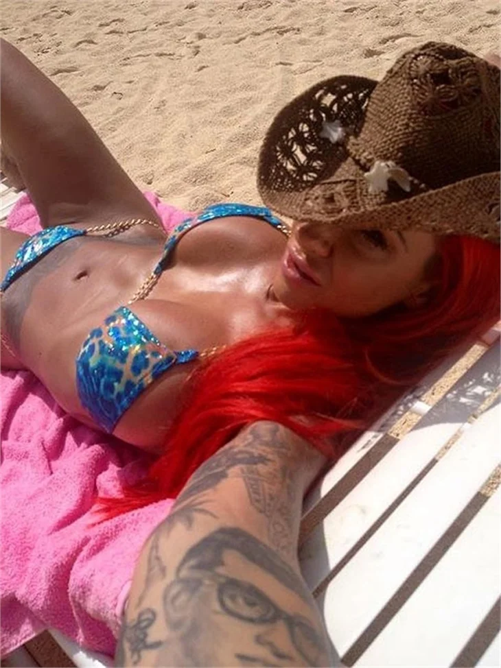 Jodie Marsh Twitter'ı salladı!