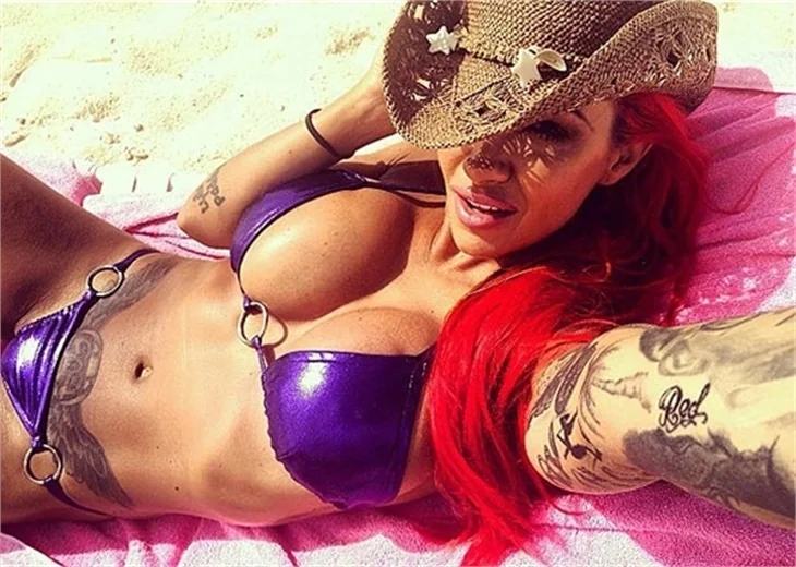 Jodie Marsh Twitter'ı salladı!