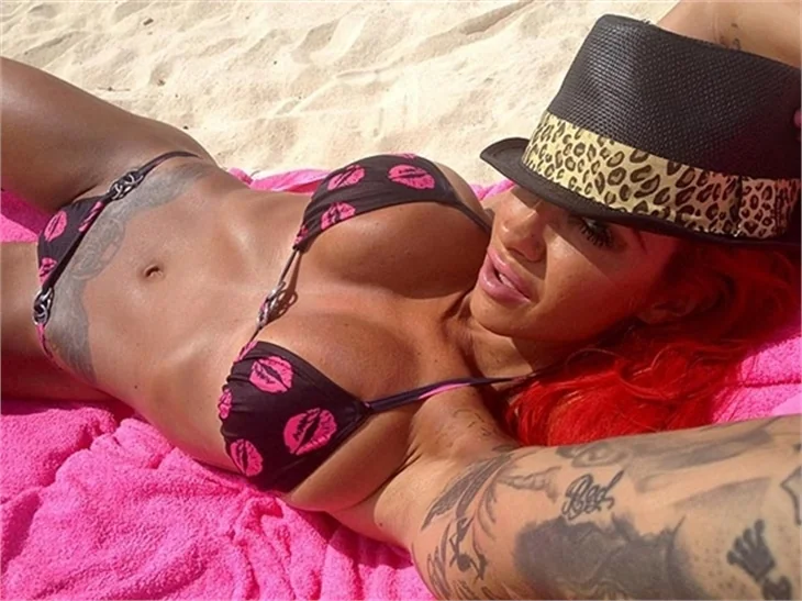 Jodie Marsh Twitter'ı salladı!