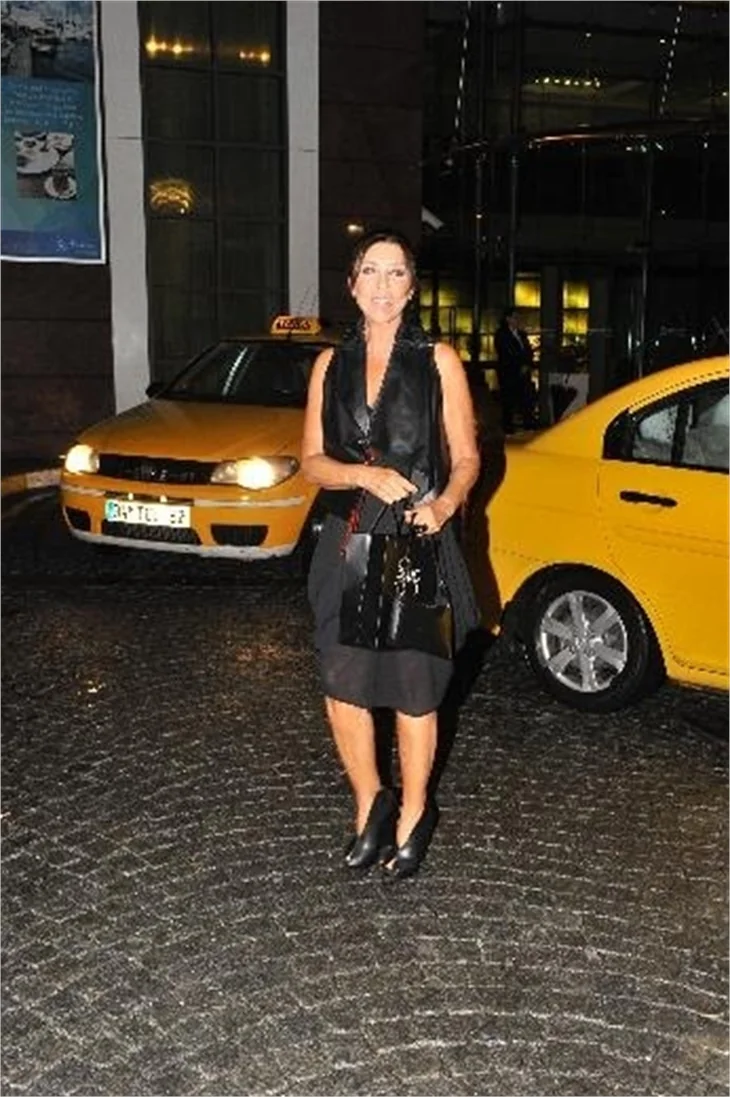 Meryem Uzerli'nin doğum günü..