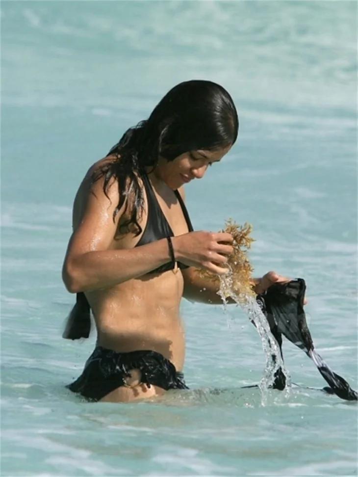 Michelle Rodriguez'in tatil keyfi